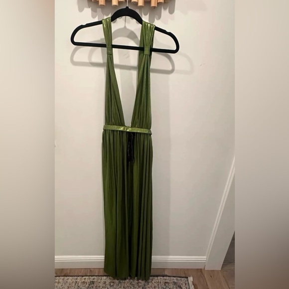 BRONX AND BANCO GODDESS GOWN IN LIME (L) - Picture 3 of 4